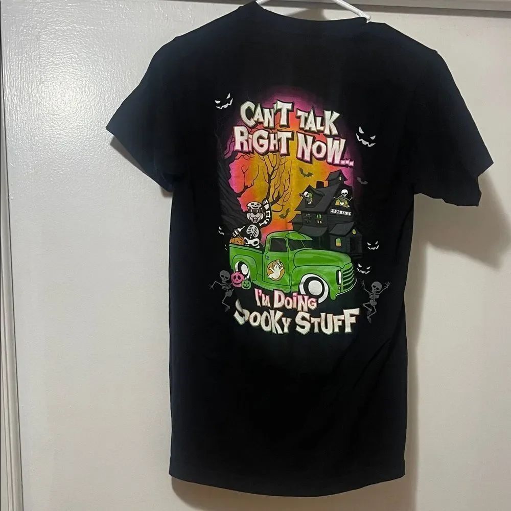 Black BUCEEES Graphic Tee with Spooky Design size small